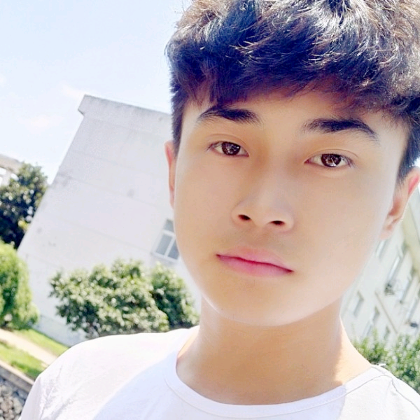 liu xin的照片