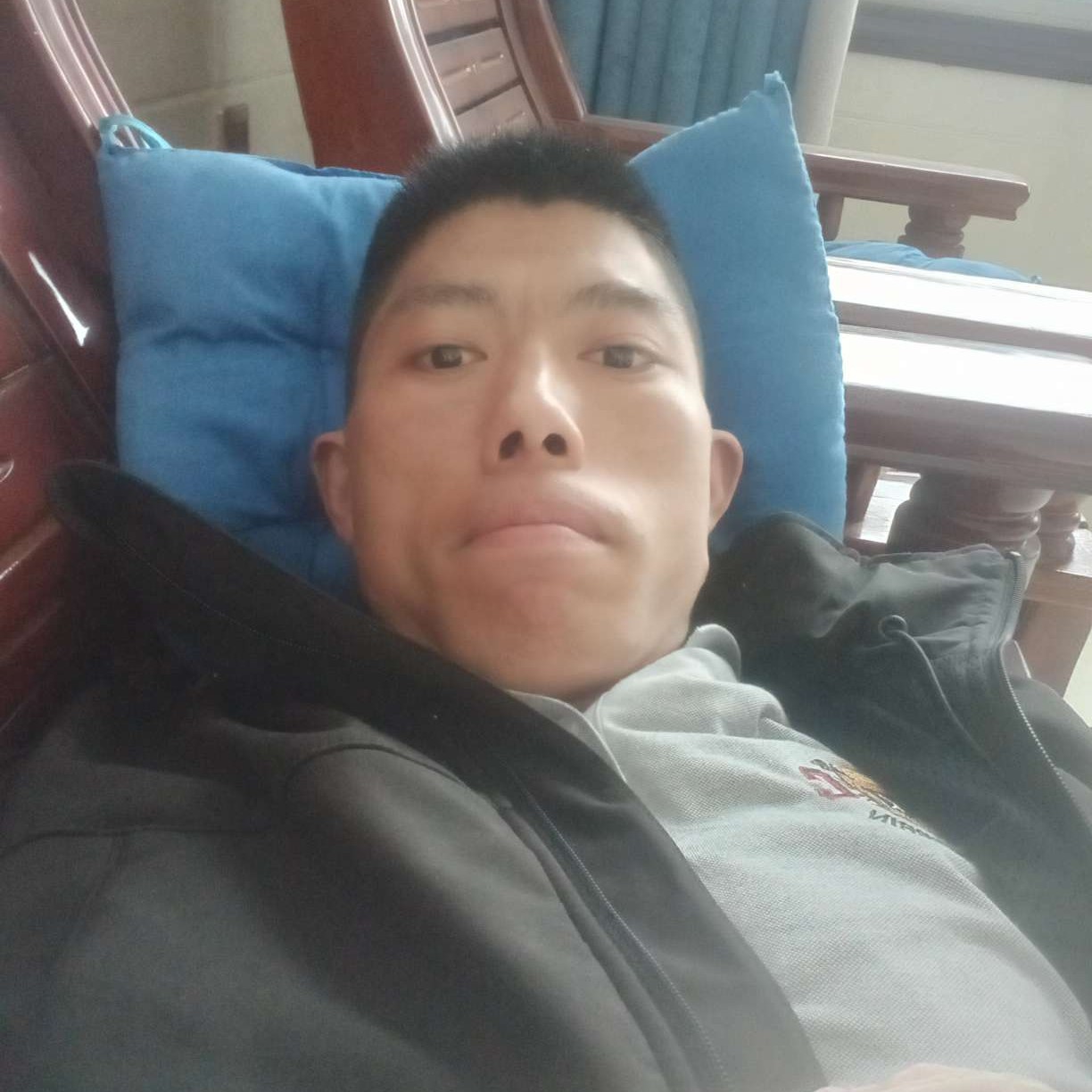 无可取代的迎丰富的照片