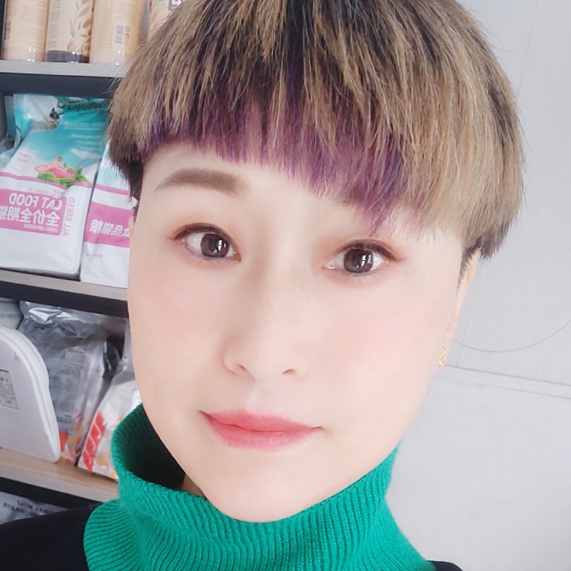 兰宝儿的照片