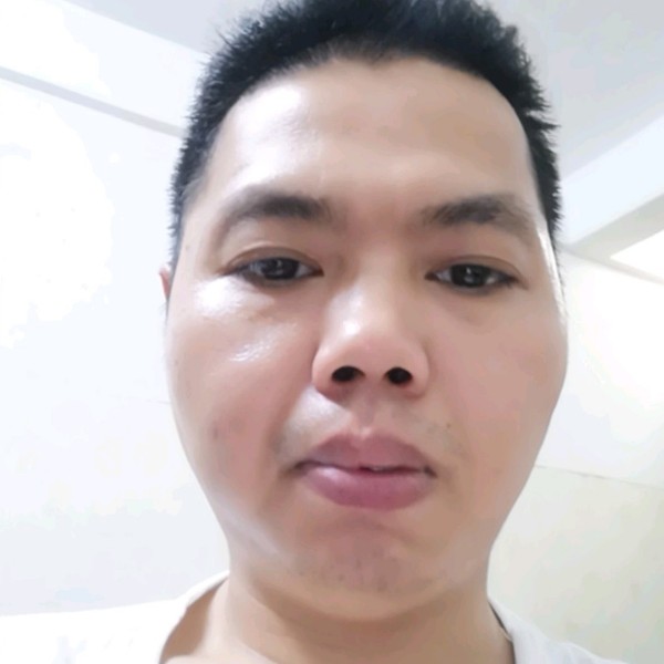 数据线等待欣慰的照片