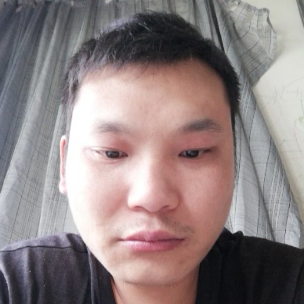 春天多么一个人的照片