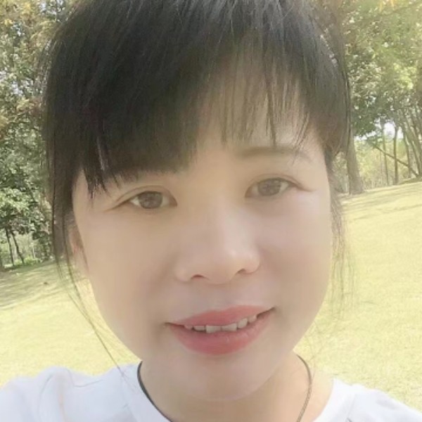 雷玉芳的照片