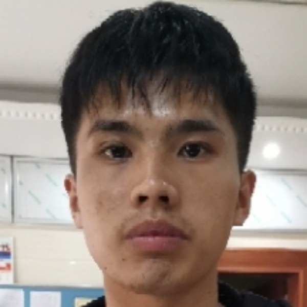 小蘑菇等待无辜的照片