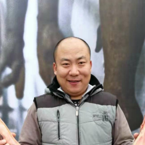 辉辉小刺狼的照片
