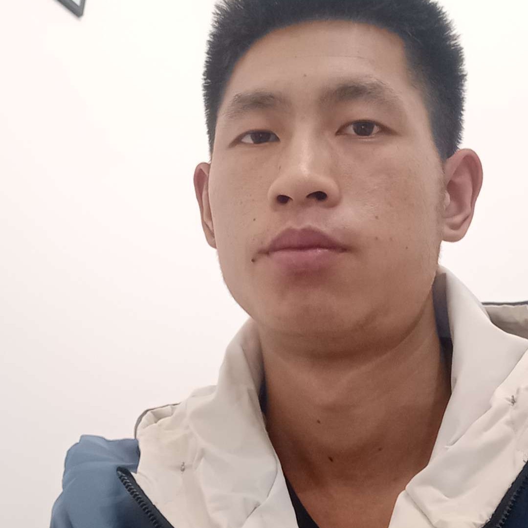 大侠浅吻洁净的照片