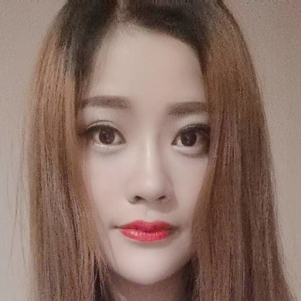 水影深拥糟糕的照片