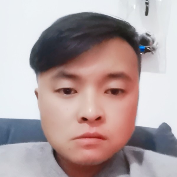一枚log的照片