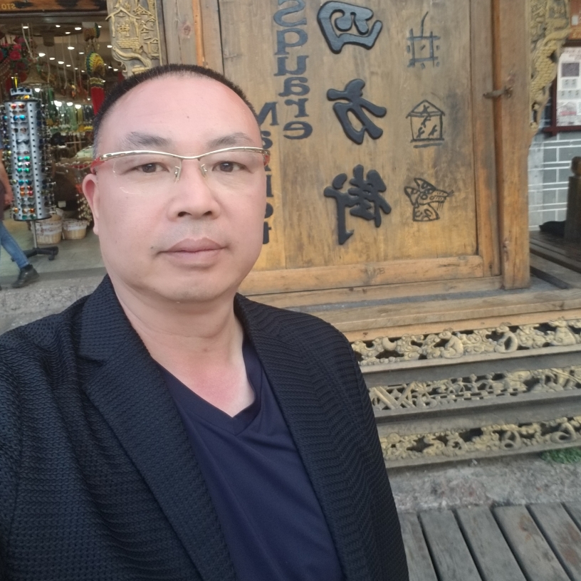 懒  虫的照片