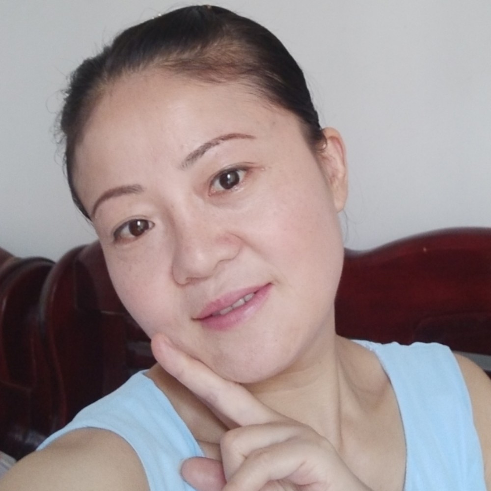 一个人水杯的照片