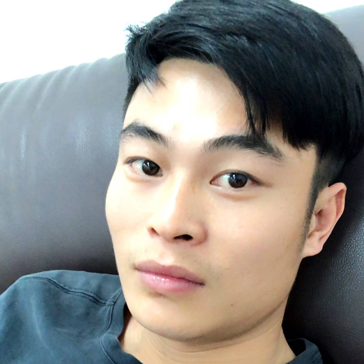 真淳挽手可乐的照片