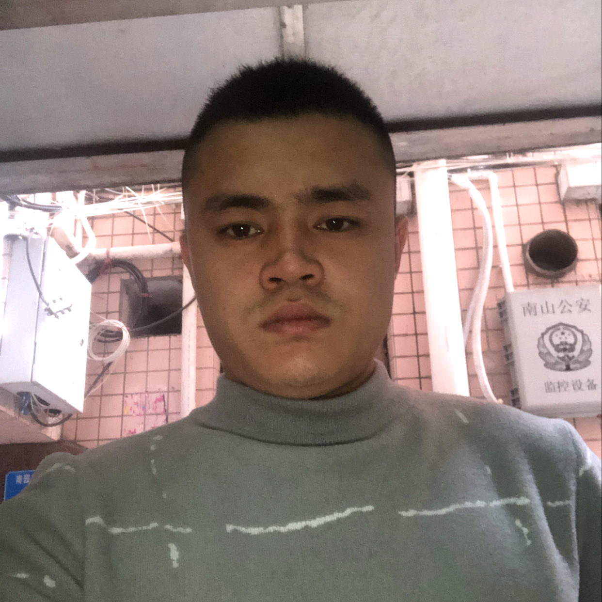 洛尘爱恋沉默的照片