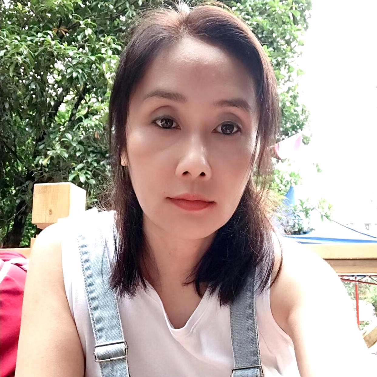 蒂娜姐姐的照片