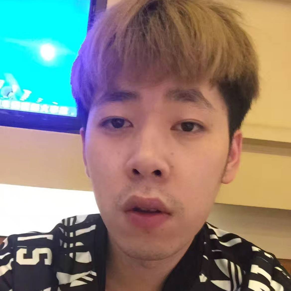 鸡翅标致的照片