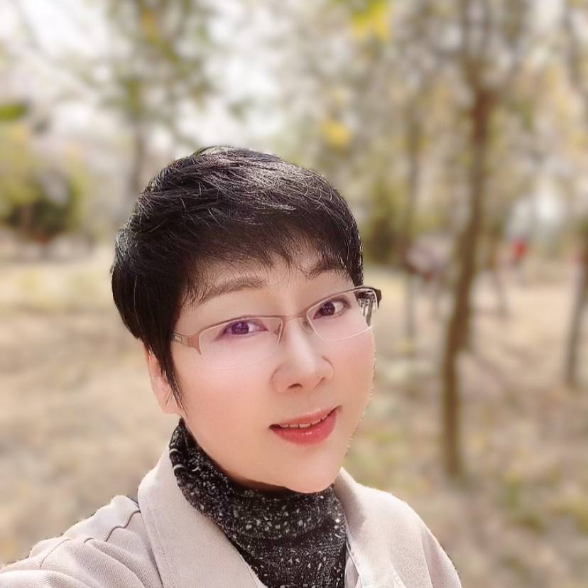 涓涓Rowena的照片