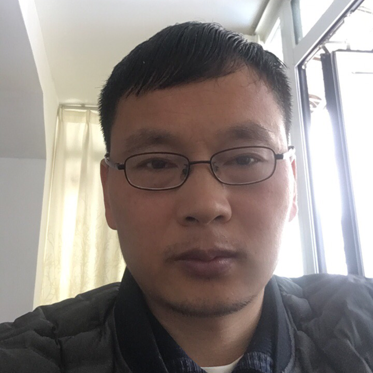 黑马王子之侯爷的照片