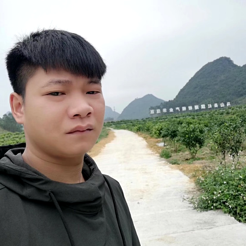 黑米邂逅清秀的照片