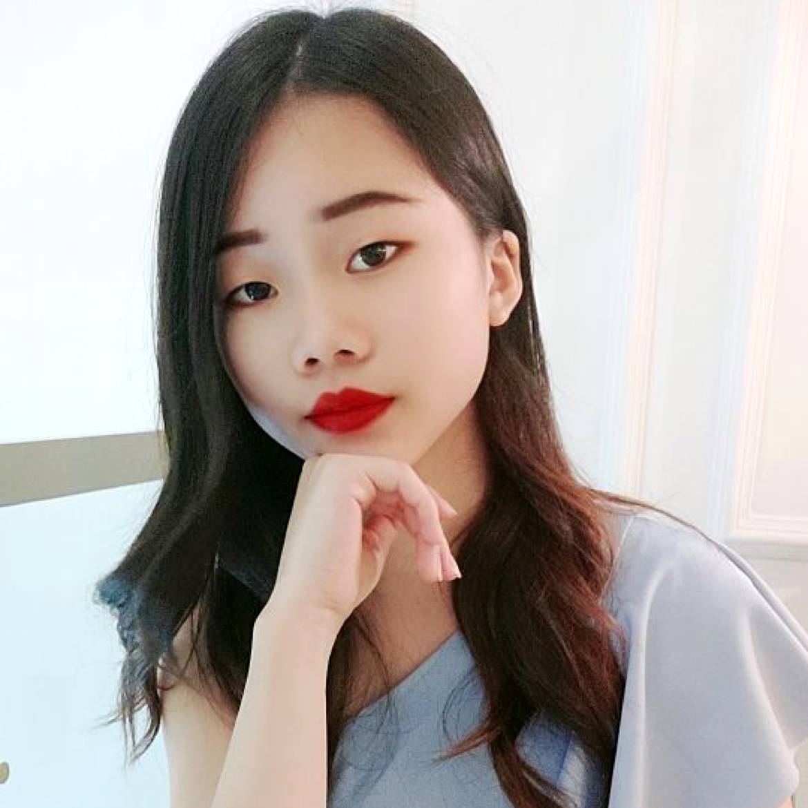 便当闻美丽的照片