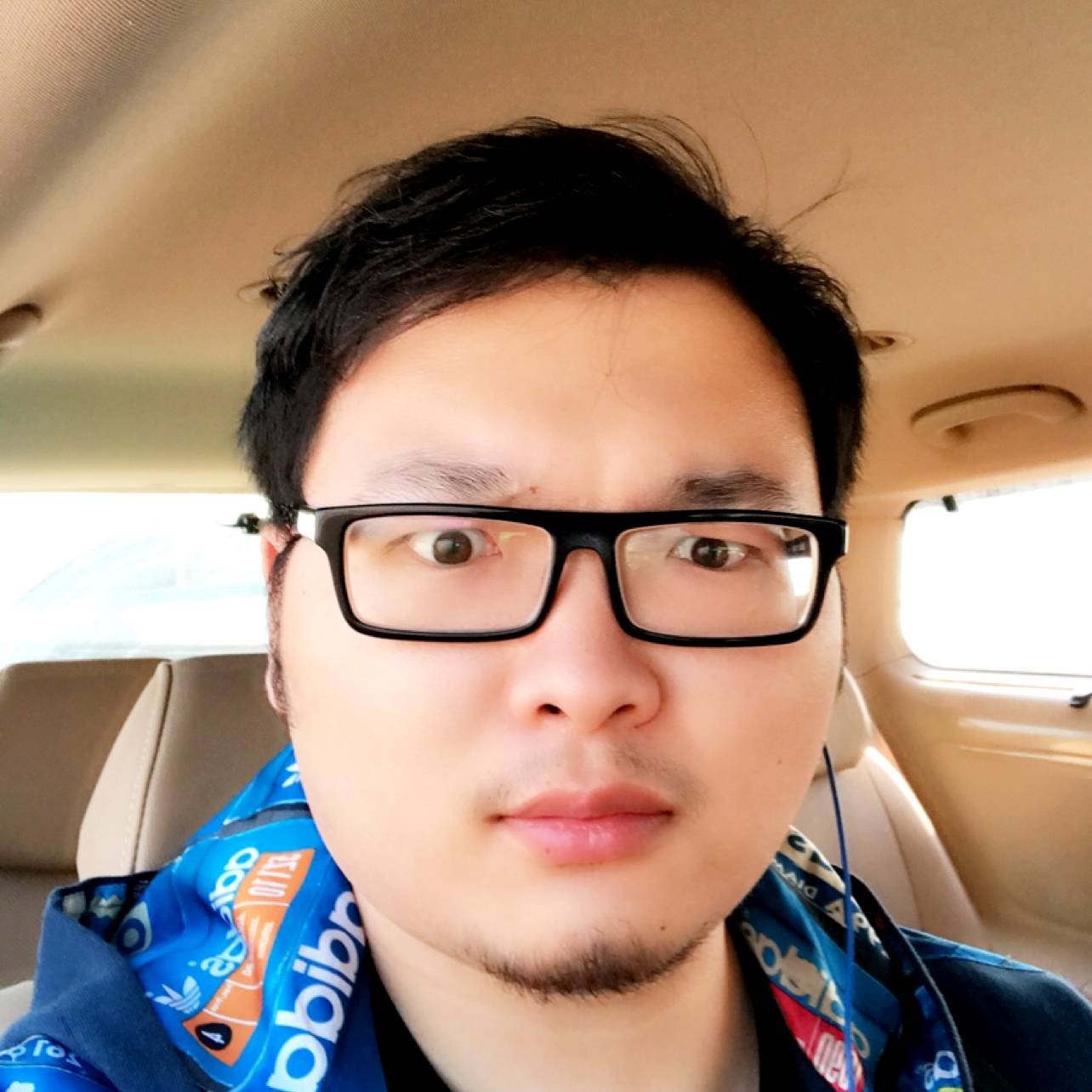 下棋黄油真君的照片