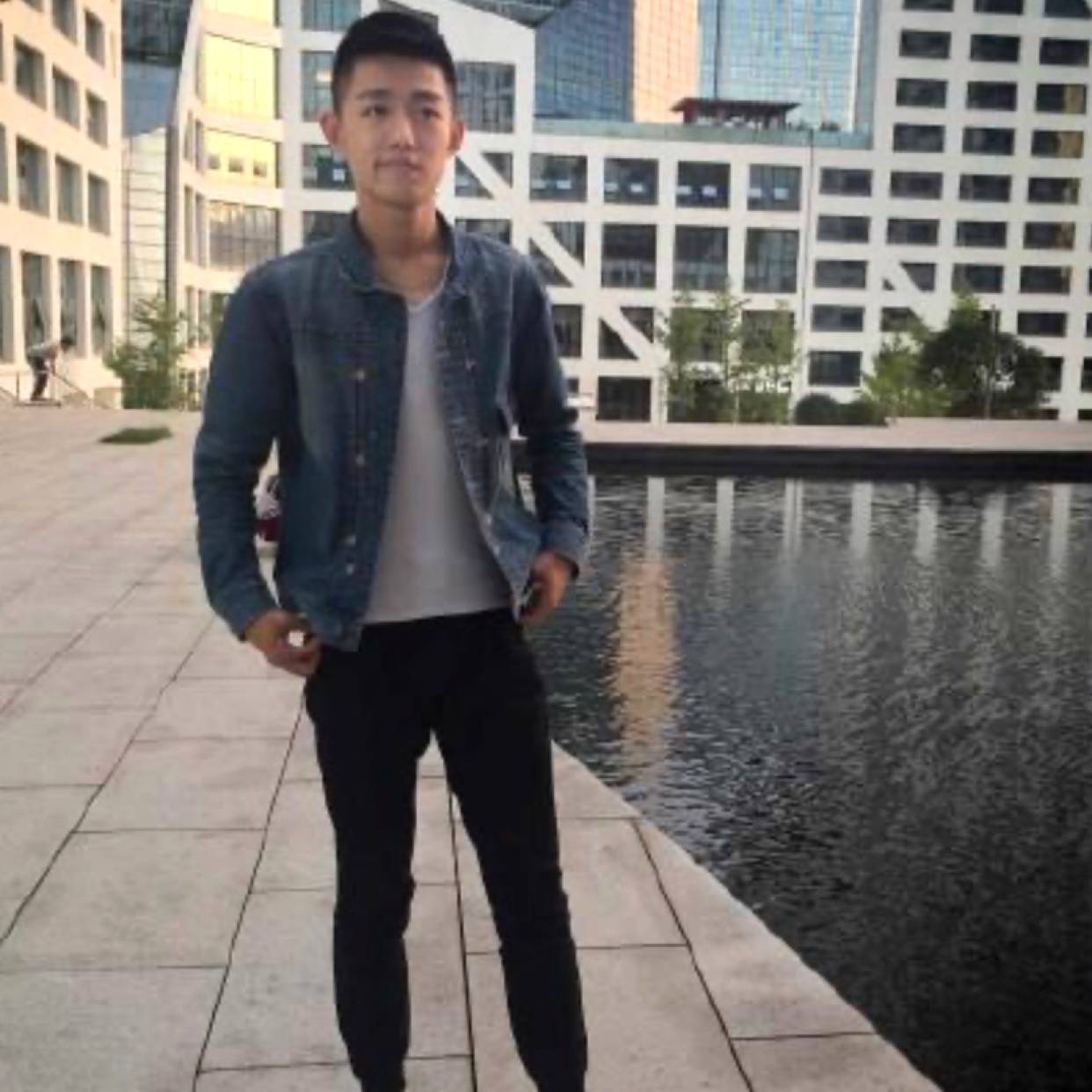 Andy-888的照片