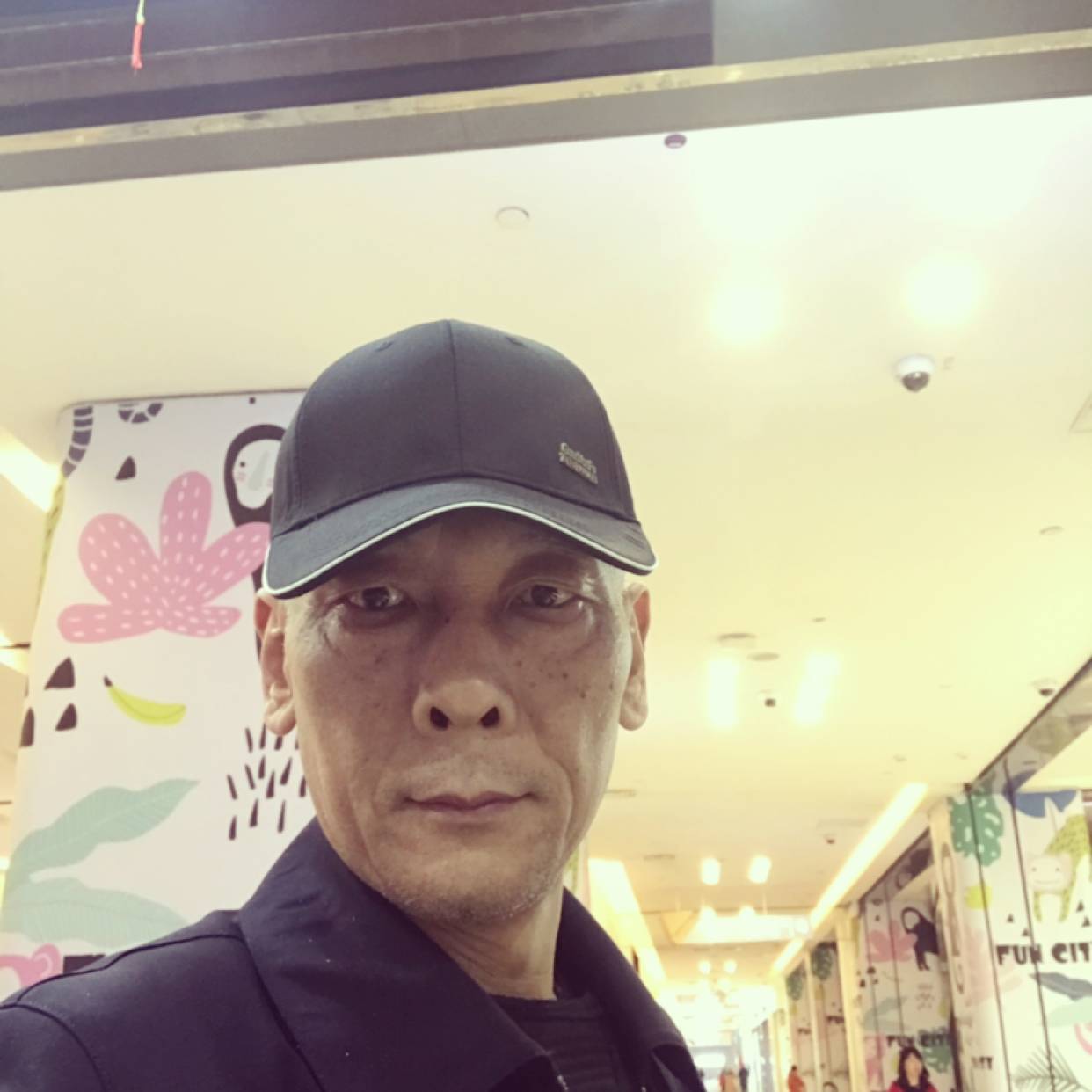 明亮给画板的照片