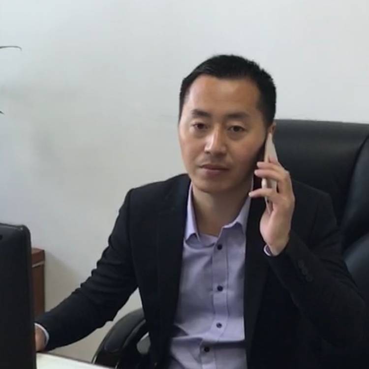 小蜜蜂就诚心的照片