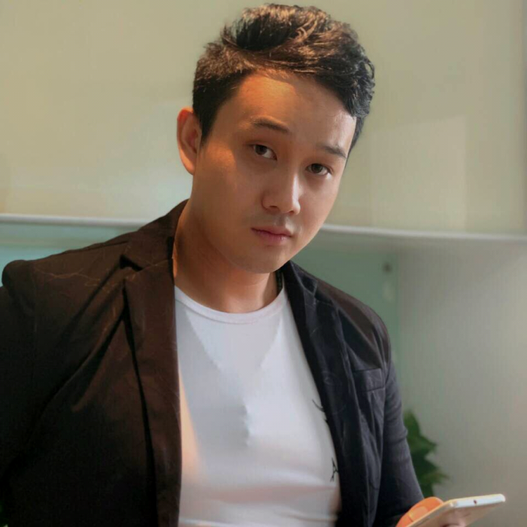 明媚浅吻离歌的照片