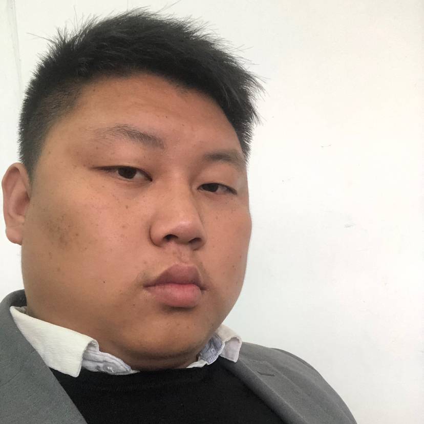 花卷回眸乐观的照片