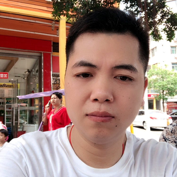 初夏与洛尘的照片