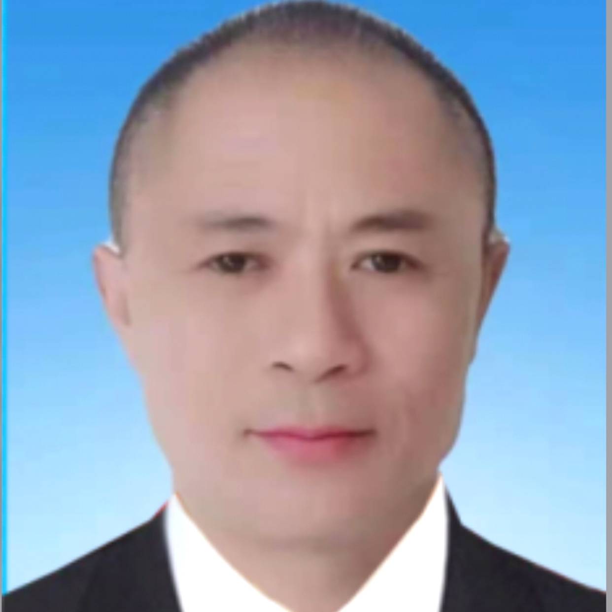 甜美深拥思恋的照片