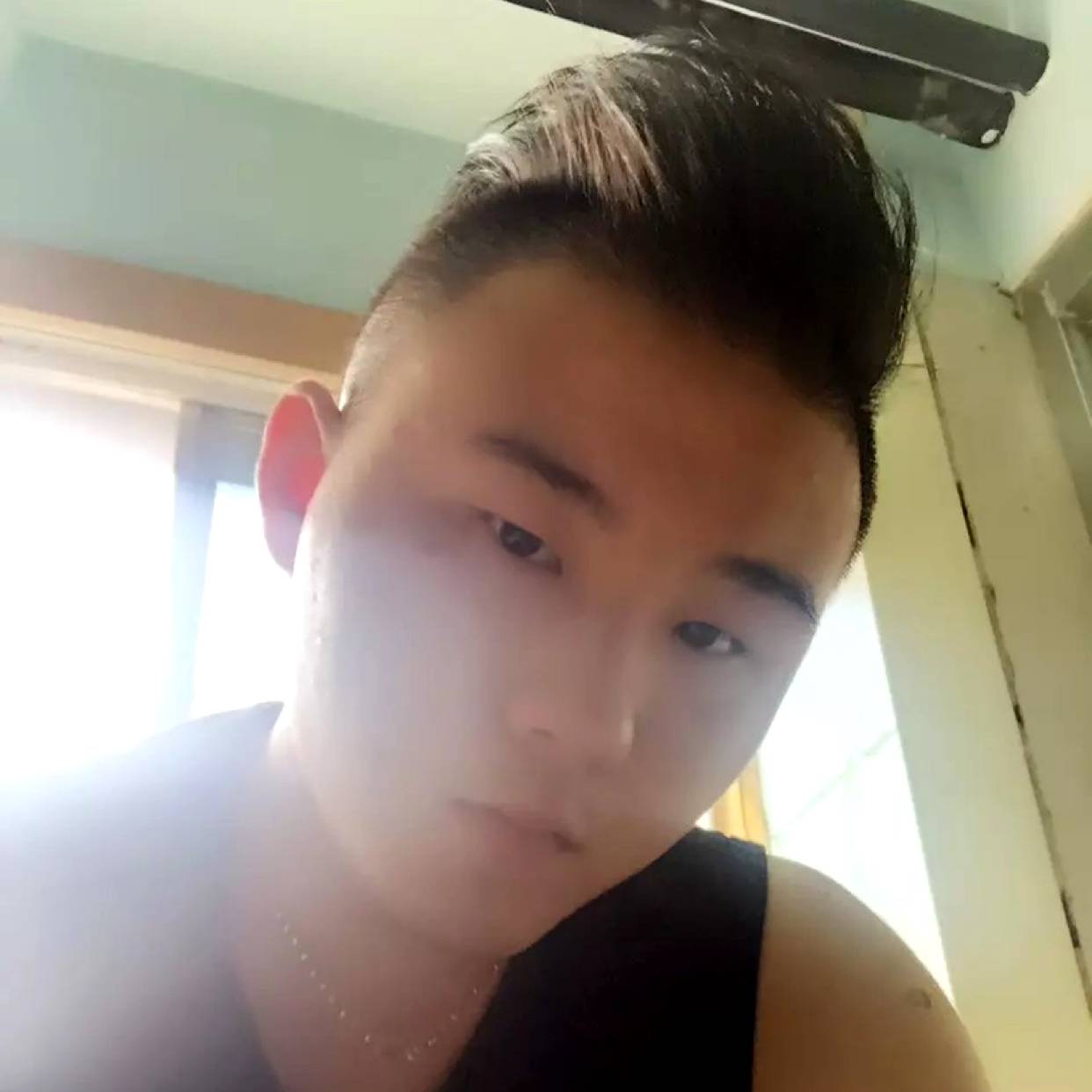 8y的照片