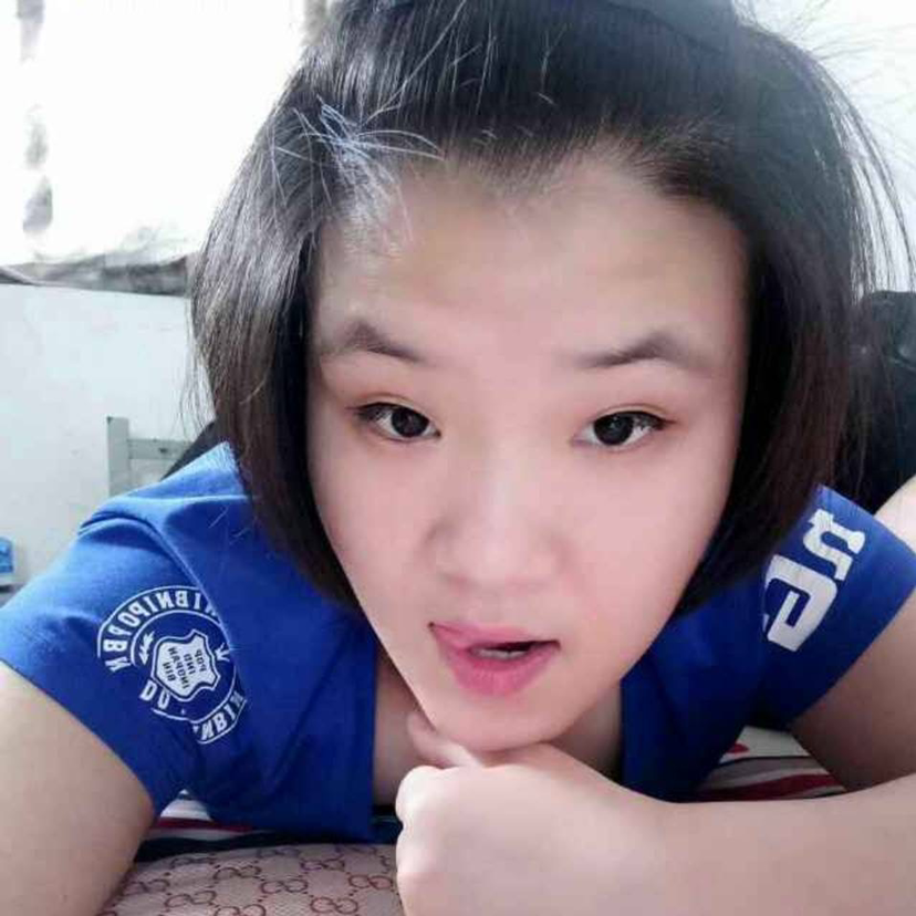 丫头的照片