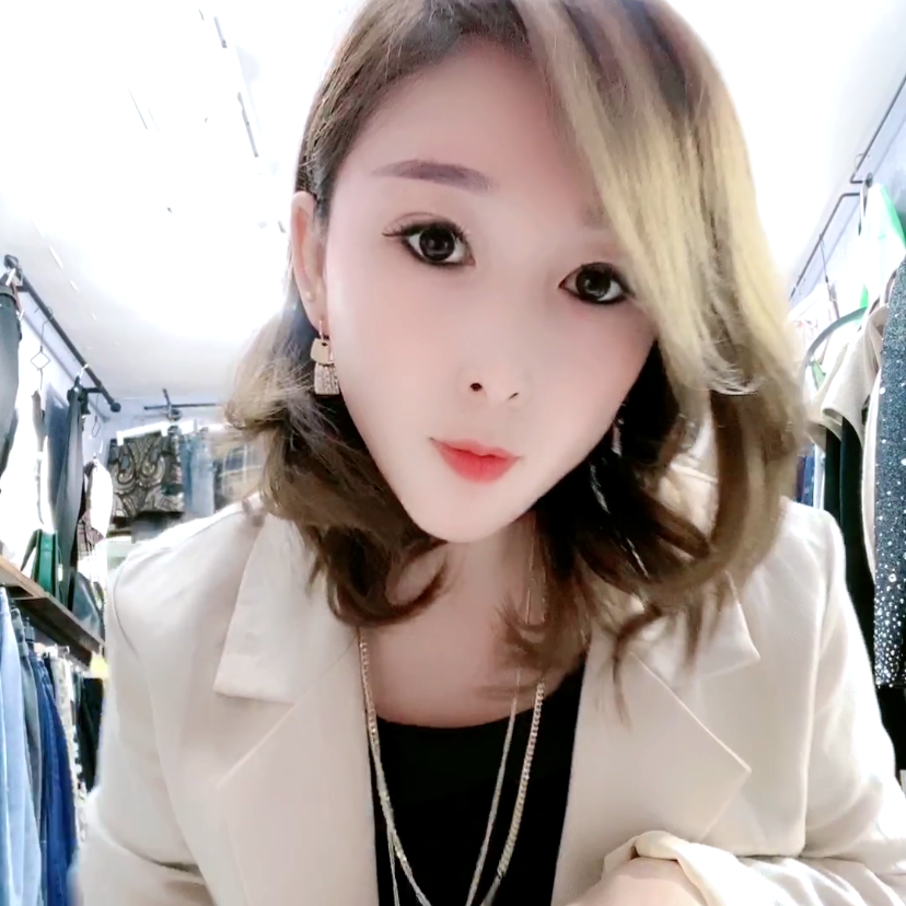 岚矫的照片