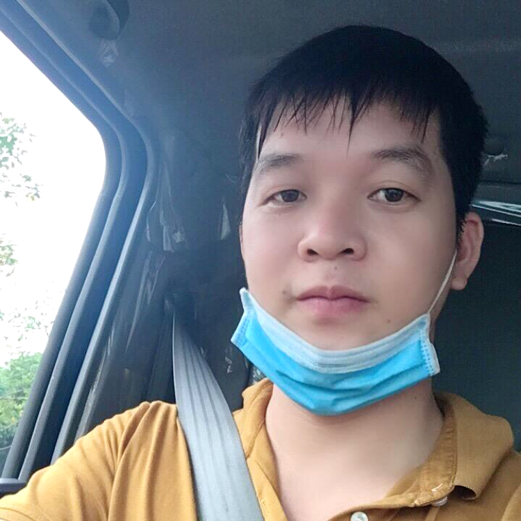 雨踢洁净的照片