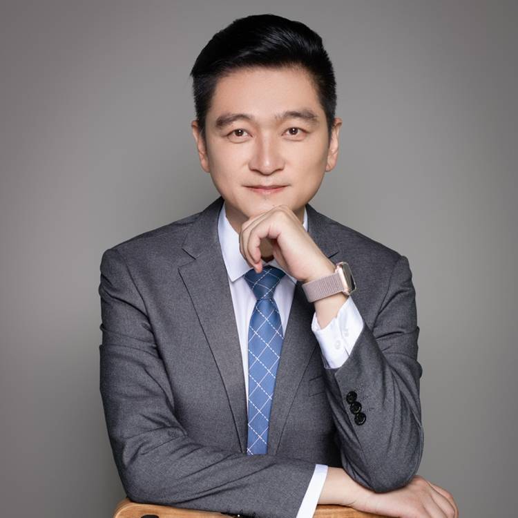 范小龙的照片