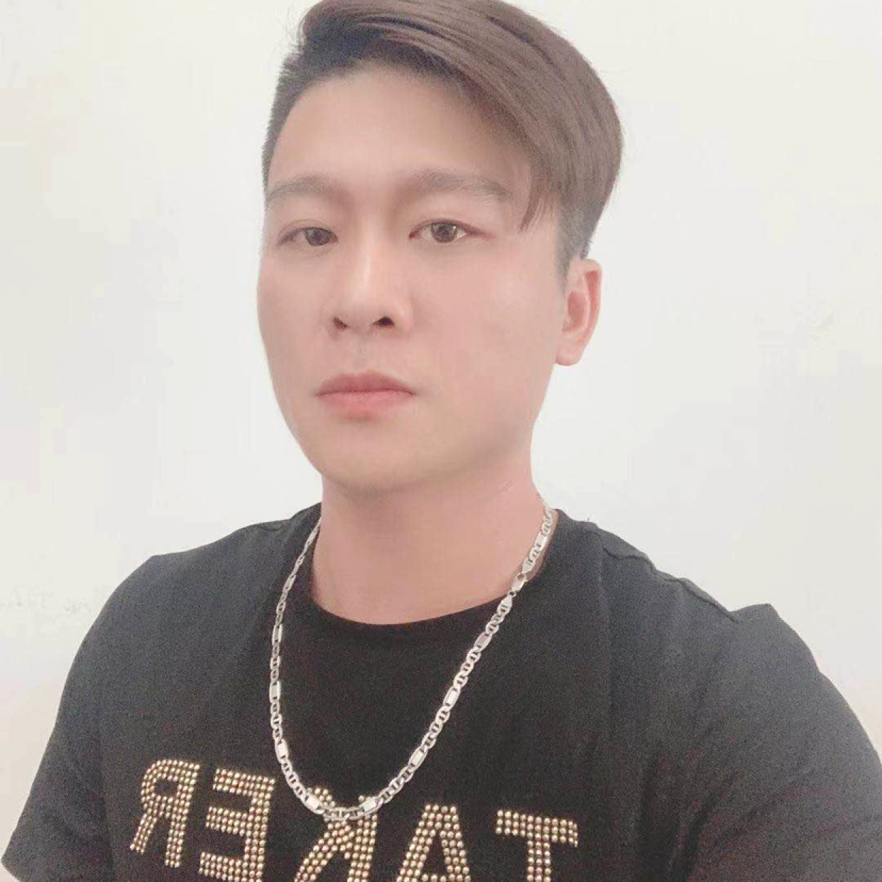 纯情爱微笑的照片