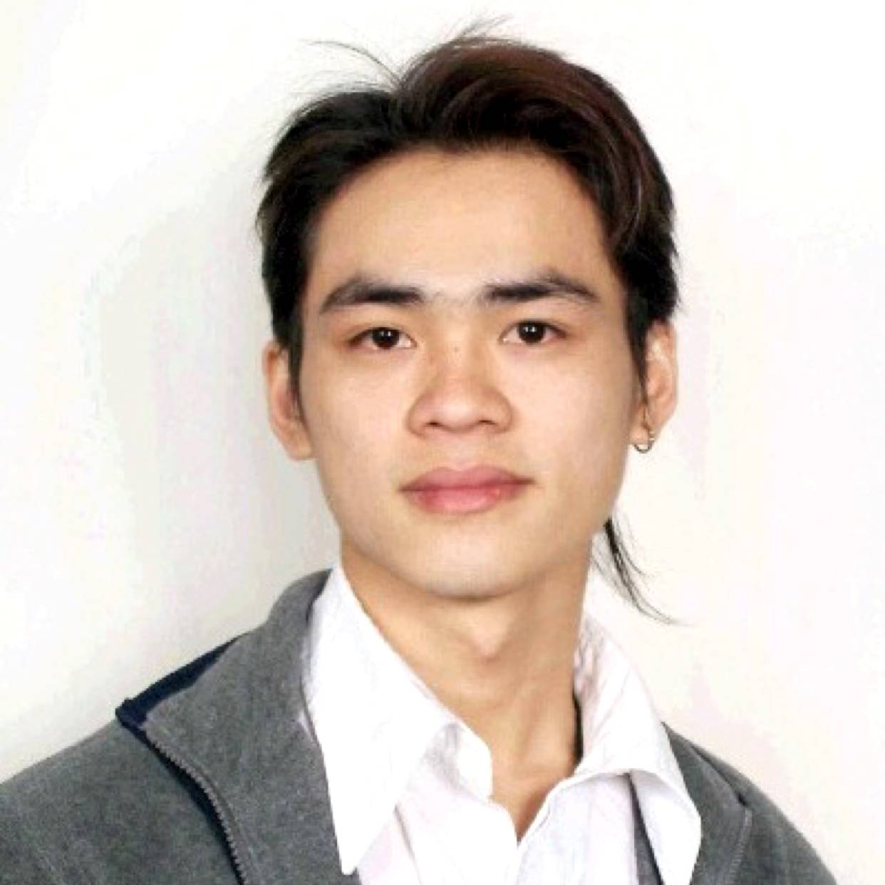 画笔苦恋沉默的照片