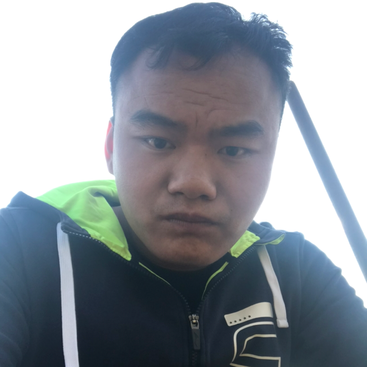 安详打万宝路的照片