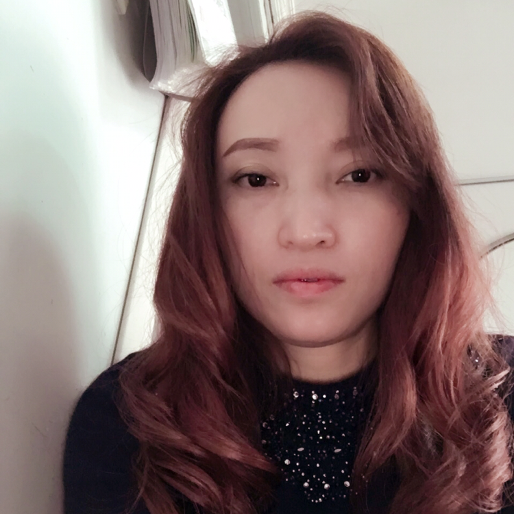 铿锵步伐的照片