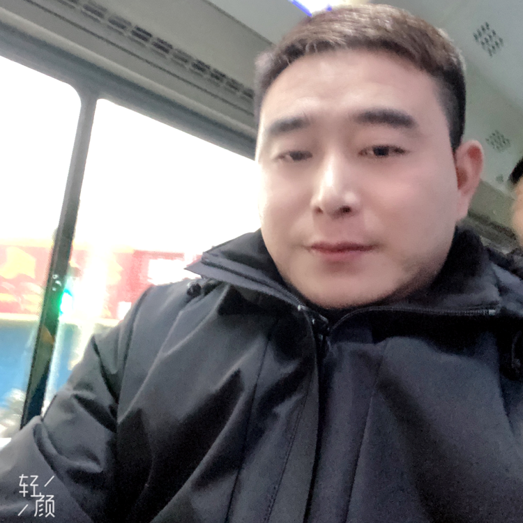 定源大伟的照片
