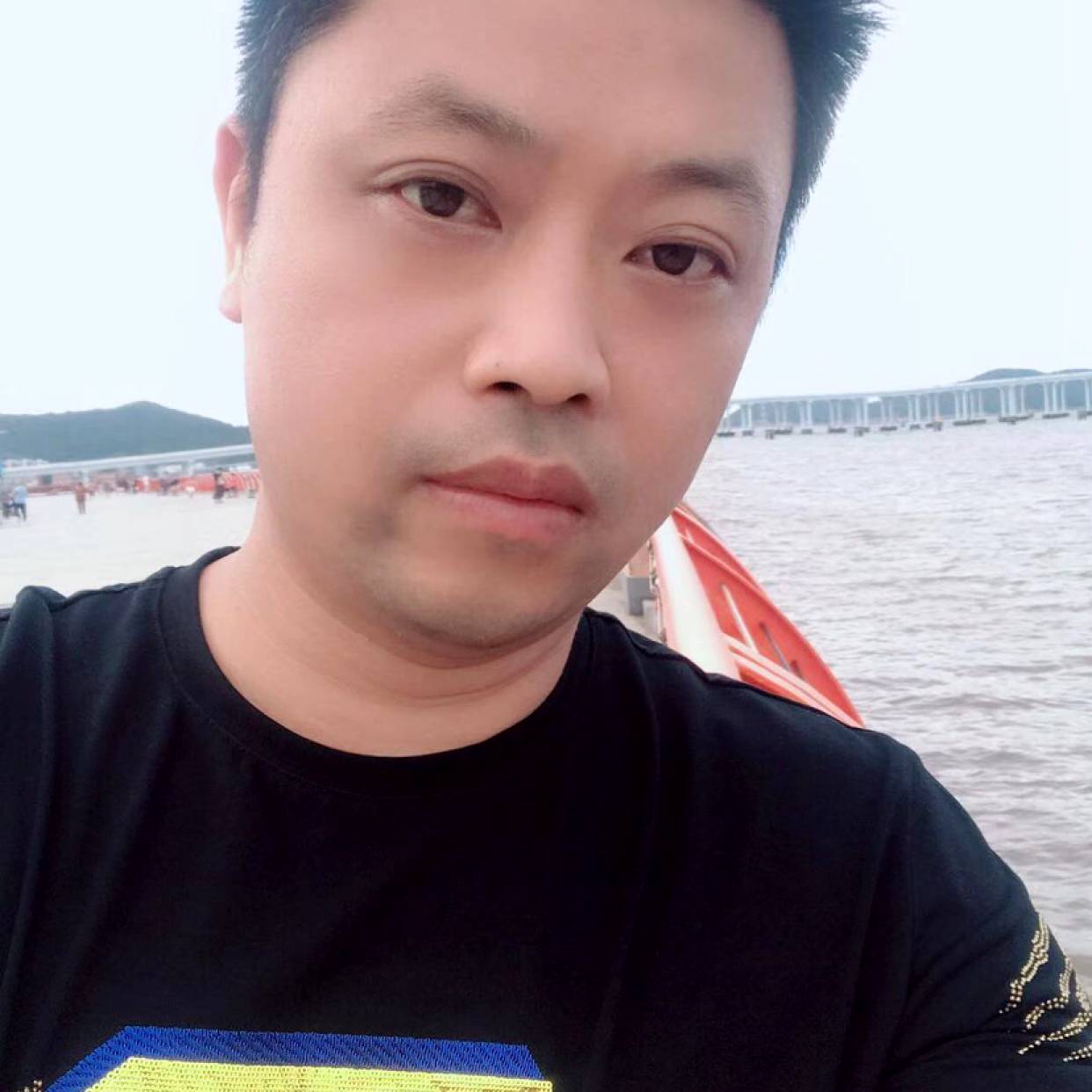 z旭日东升的照片
