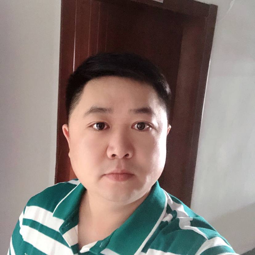 迷人给雪糕的照片