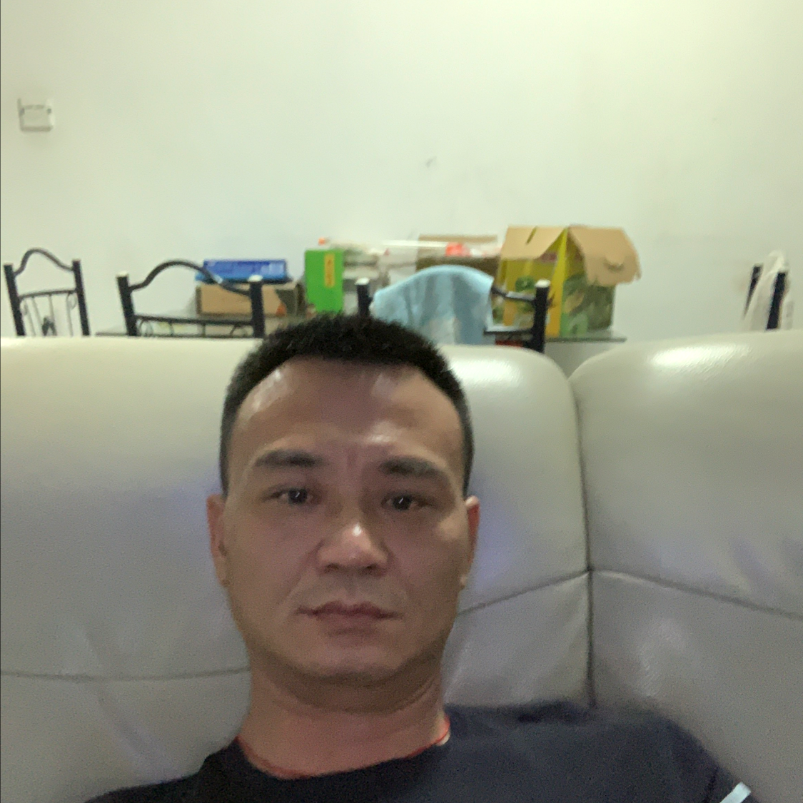 体贴拿暖光的照片
