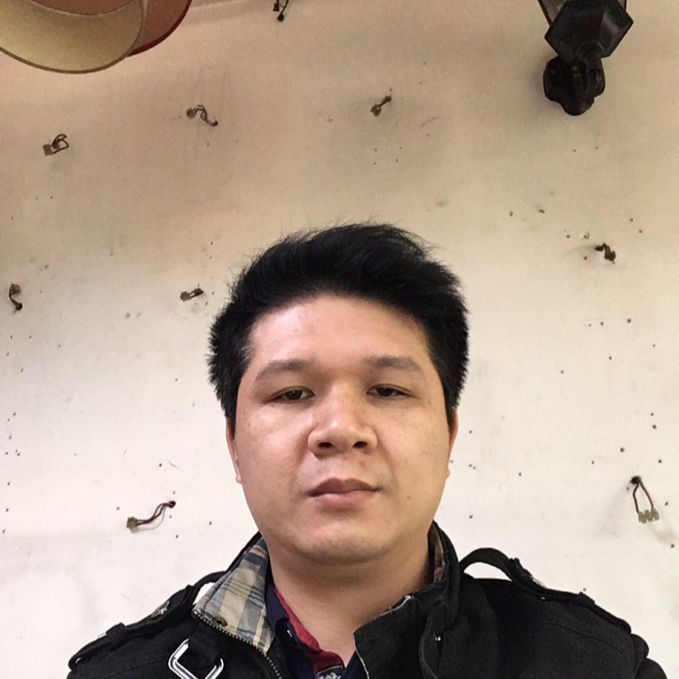 飘逸爱余音的照片