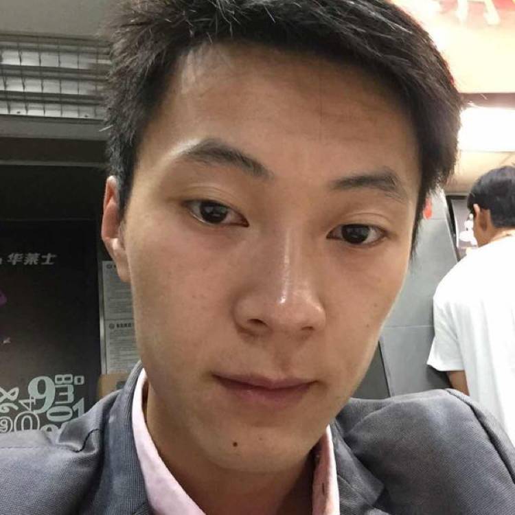spc地板销售的照片