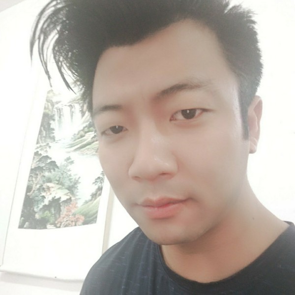 CJ. 晴天的照片