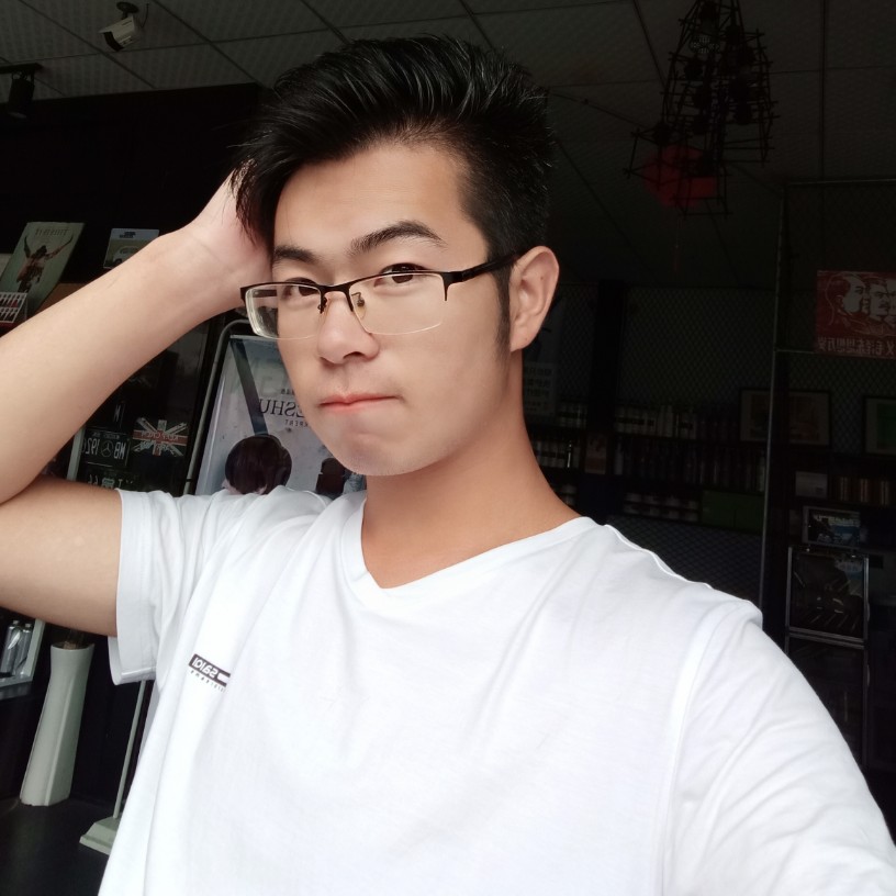 凌零的照片