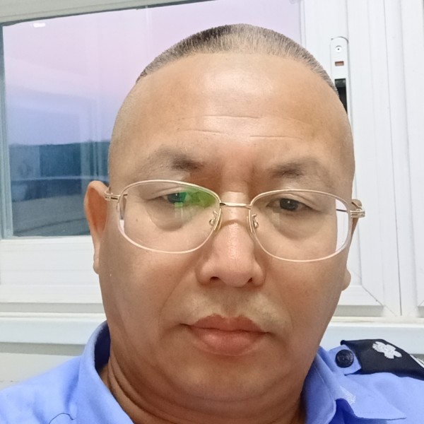 坚强吃醋黄豆的照片