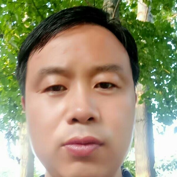 眼睛回眸淡定的照片