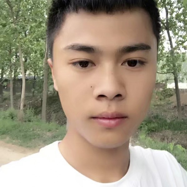电动小马达的照片