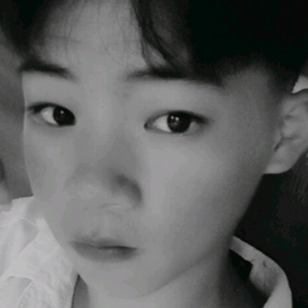 不能生气这是我男的照片